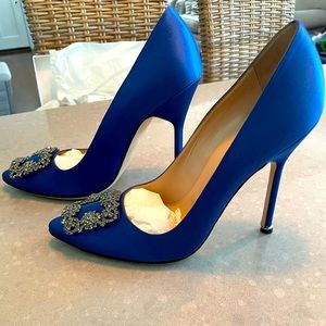 Blue Manolo Blahnik 105mm Satin High-Heel Pumps